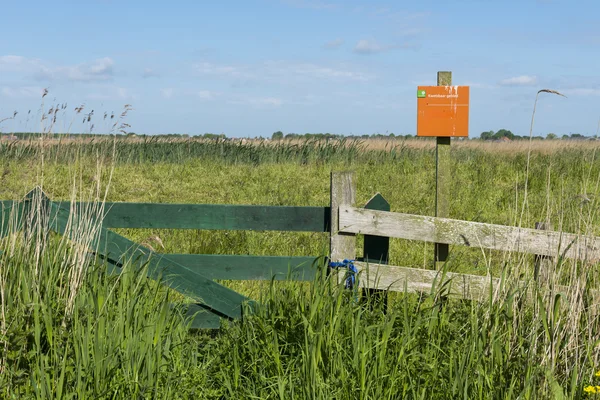 Zaun des Naturschutzgebietes — Stockfoto
