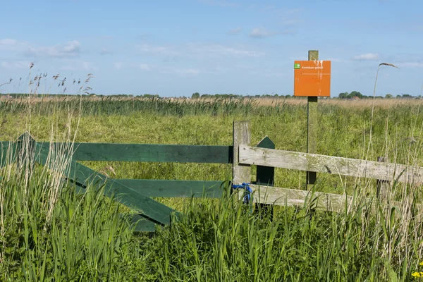 Staket av naturreservat Royaltyfria Stockfoton