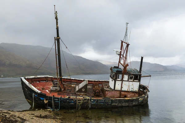Bote viejo naufragio — Foto de Stock