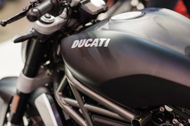 Kiev, Ukrayna - 12 Mart 2016: Logo Ducati motosiklet 