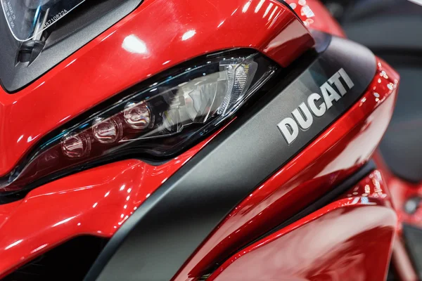 Kyiv, Ukraine - March 12th, 2016: Photoshoot of Ducati Multistrada 1200 S in a motorcycle showroom – Stock Editorial Photo © Svyatkovsky #109982222 Kyiv, Ukraine - March 12th, 2016: Photoshoot of Ducati Multistrada 1200 S in a motorcycle showroom – Stock Editorial Photo © Svyatkovsky #109982222