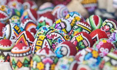 Geleneksel Romen Paskalya yumurtaları, yakın çekim