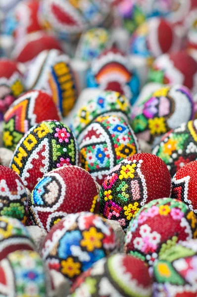 Huevos de Pascua rumanos tradicionales, de cerca — Foto de Stock