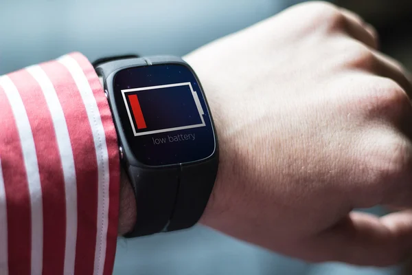 Smartwatch batteria scarica — Foto Stock