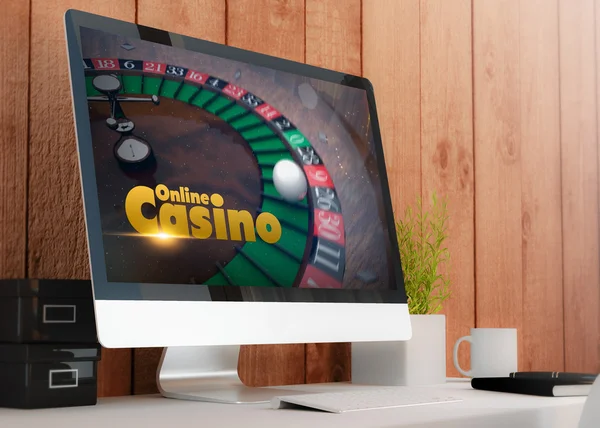 Moderne werkruimte met computer weergegeven: casino — Stockfoto