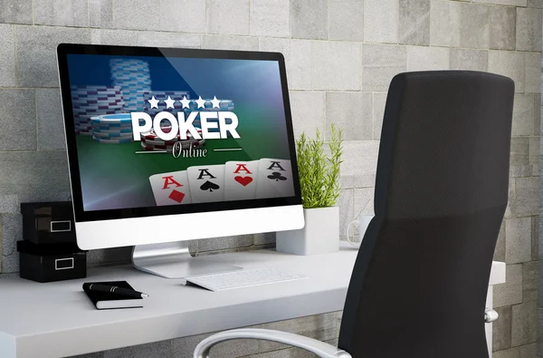 Spazio di lavoro industriale che mostra il poker sullo schermo — Foto Stock