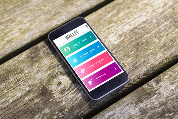 Smartphone mit digitaler Brieftasche auf dem Bildschirm — Stockfoto