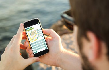 adam ile smartphone sahilinde