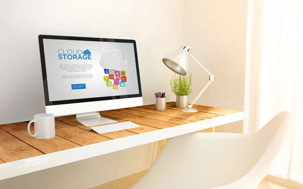 Cloud storage on computer screen — Stock Photo, Image