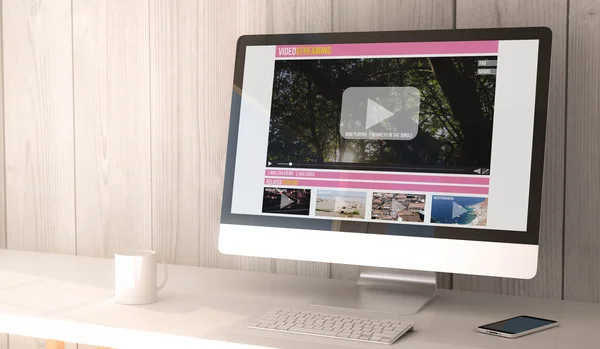 Desktop computer streaming video — Fotografia de Stock