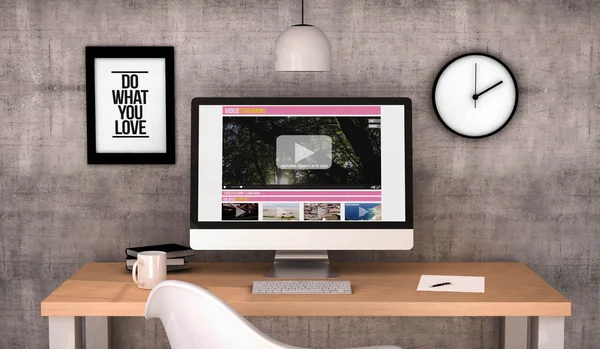 Workspace computer video streaming — 스톡 사진