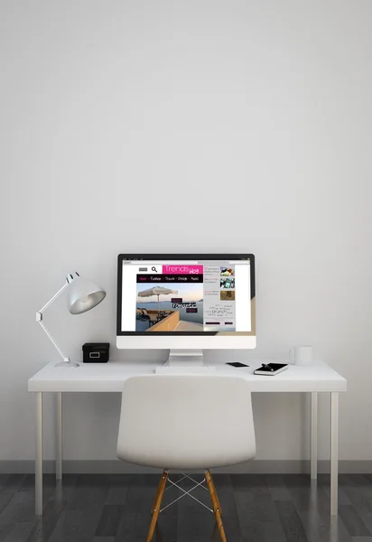 Espace de travail propre avectendances blog sur écran d'ordinateur — Photo