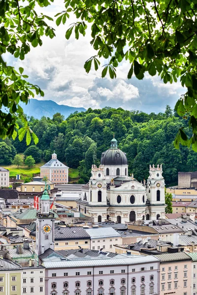 Salzburg Itävallassa — kuvapankkivalokuva