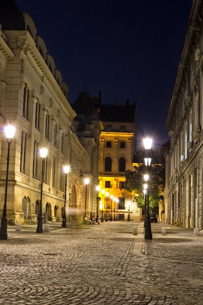 Bucareste centro histórico à noite — Fotografia de Stock