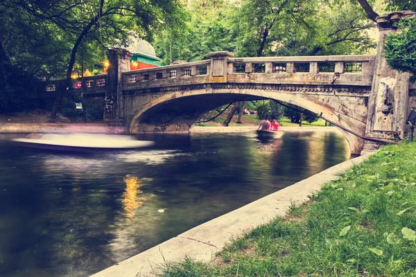 Bükreş 'teki Cismigiu Parkı