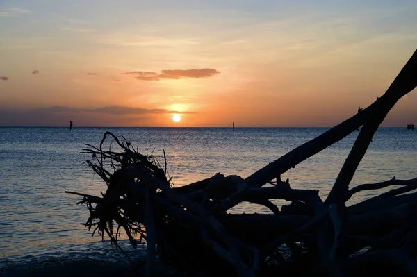 Florida Bonita Springs Yakınlarındaki Aşıklar Anahtarı Nda Günbatımı — Stok fotoğraf