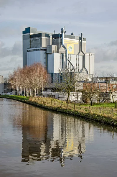 Haastrecht Netherlands January 2021 Cattlefeed Factory Reflcting Water River Hollandsche — Stock Photo, Image