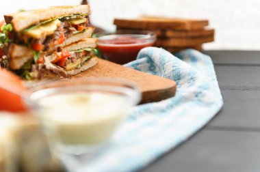 Lezzetli ve sağlıklı ev sandviçi