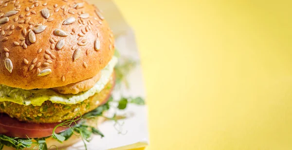 Vegan Dengan Lump Bebas Gluten Dengan Biji Flax Chickpea Burger — Stok Foto