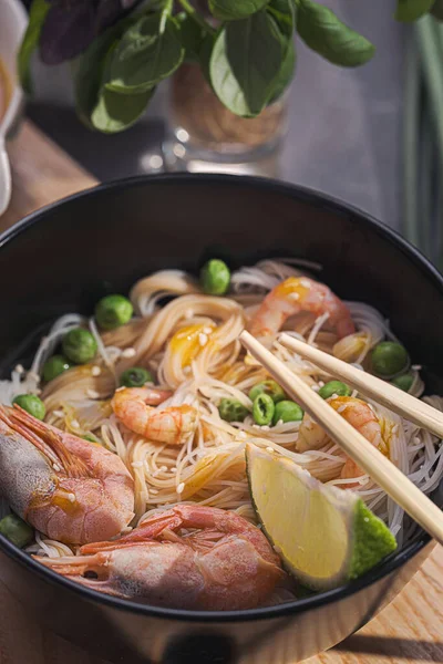 Makan Malam Asia Untuk Berdua Masakan Asia Beras Dengan Makanan — Stok Foto