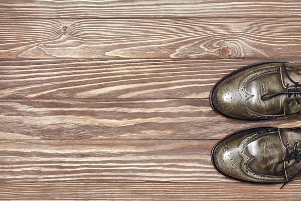 Green leather men's shoes — Stock Photo, Image