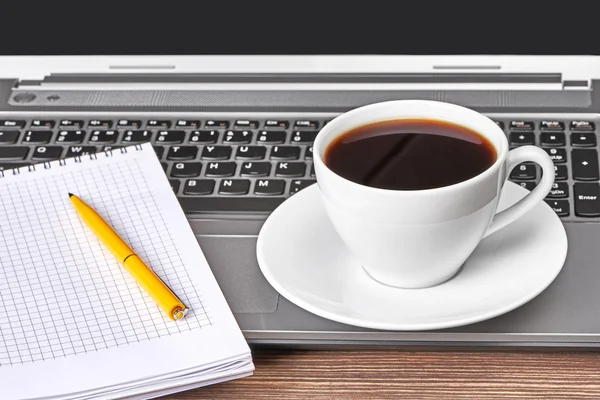 Office desk table — Stock Photo, Image