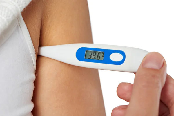 Hand van zieke vrouw met digitale thermometer in oksels isolat — Stockfoto