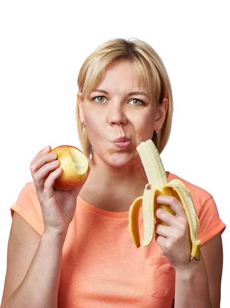 バナナとリンゴと幸せで健康な女性 — ストック写真
