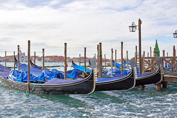 Góndolas en Gran Canal, Venecia — Foto de Stock