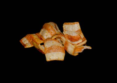 Siyah arkaplanda izole edilmiş çerezler