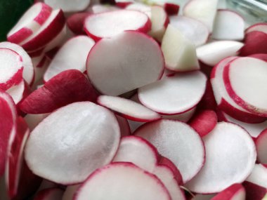 salata beyaz arkaplanda izole