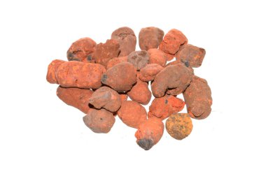 beyaz arkaplanda izole edilmiş genişletilmiş kil