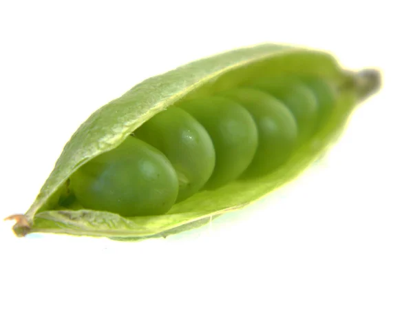 Groene Erwten Geïsoleerd Witte Achtergrond — Stockfoto