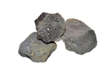 kömür beyaz arkaplanda izole edildi