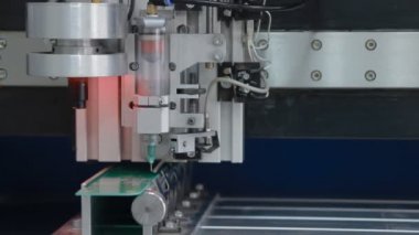 Her ülkede verilmektedir. Baskılı devre kartları lehimleme.