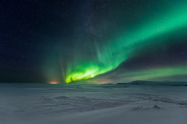 冰原的北极光 — 图库照片
