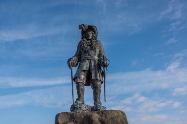 Belfast, Carrickfergus Castle dönüm noktası