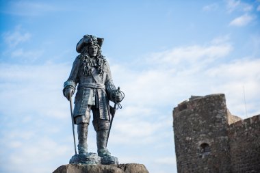 Belfast, Carrickfergus Castle dönüm noktası