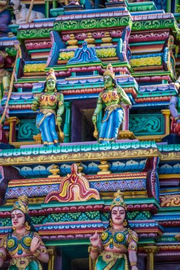 Tapınakta güzel heykeller