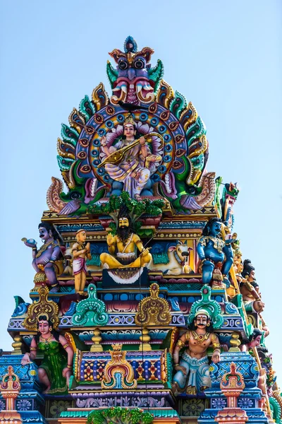 Schöne Statuen im Tempel — Stockfoto