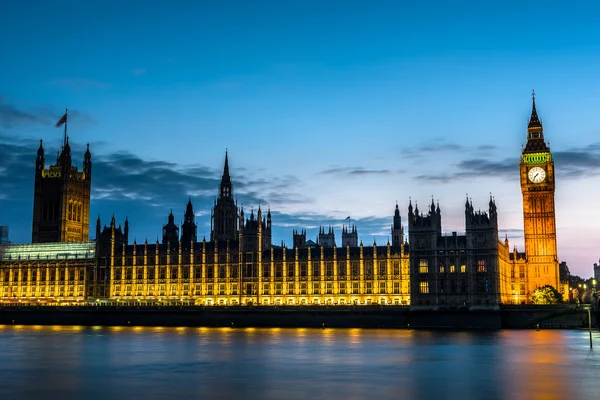 Der Palast von Westminster, großer Ben — Stockfoto