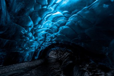 İzlanda'daki buz Mağarası