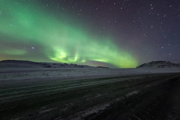 Luces del norte en iceland —  Fotos de Stock