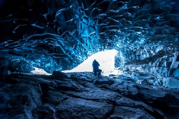 Grotta di ghiaccio in Islanda — Foto Stock