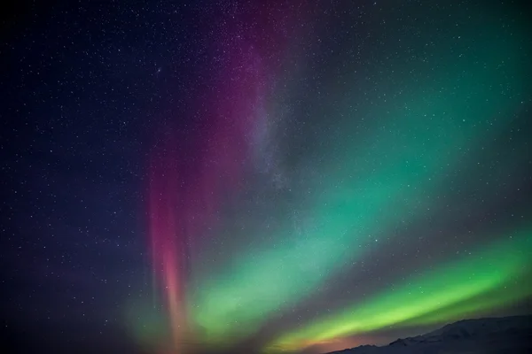 Luces del norte en iceland —  Fotos de Stock