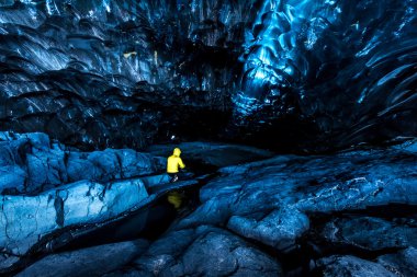 Turist buzul Mağarası