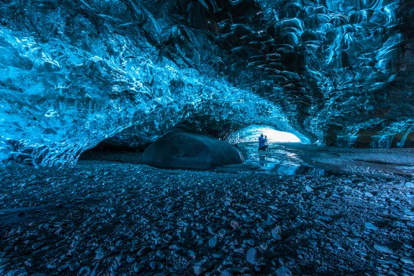 Caverna de gelo na Islândia — Fotografia de Stock