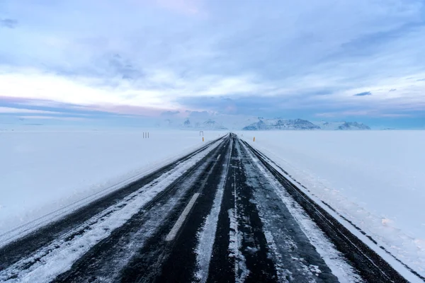 Estrada congelada aberta — Fotografia de Stock