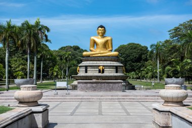 Altın Buda heykeli