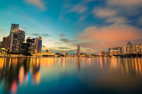 Belle ligne d'horizon de Singapour — Photo